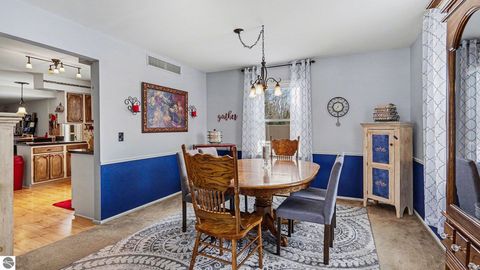 Tiny photo for 822 Highland, Mt Pleasant, MI 48858 (MLS # 1941945)