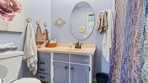 Tiny photo for 822 Highland, Mt Pleasant, MI 48858 (MLS # 1941945)