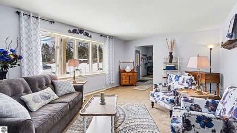 Tiny photo for 822 Highland, Mt Pleasant, MI 48858 (MLS # 1941945)