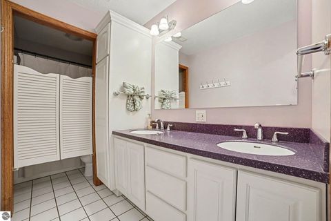 Tiny photo for 4349 E Wing Road, Mt Pleasant, MI 48858 (MLS # 1941742)