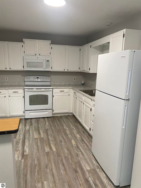 Tiny photo for 43794381 Eagle Crest Drive, Williamsburg, MI 49690 (MLS # 1948561)