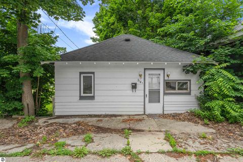Tiny photo for 314 E Pine, Cadillac, MI 49601 (MLS # 1947340)