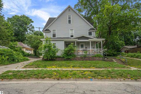 Tiny photo for 314 E Pine, Cadillac, MI 49601 (MLS # 1947340)