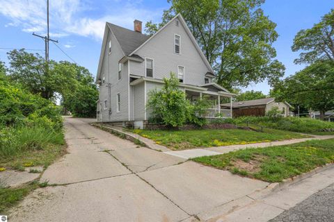 Tiny photo for 314 E Pine, Cadillac, MI 49601 (MLS # 1947340)