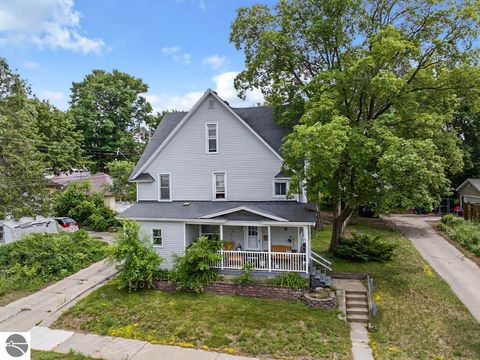 Tiny photo for 314 E Pine, Cadillac, MI 49601 (MLS # 1947340)