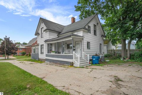 Tiny photo for 314 E Pine, Cadillac, MI 49601 (MLS # 1947340)