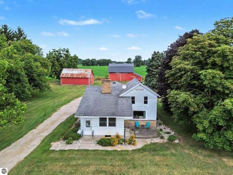 Tiny photo for 2858 W Buchanan Road, Ithaca, MI 48847 (MLS # 1949594)