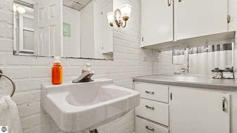 Tiny photo for 2858 W Buchanan Road, Ithaca, MI 48847 (MLS # 1949594)