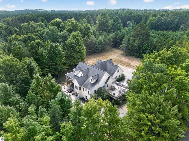 3855 Pulver Woods Drive