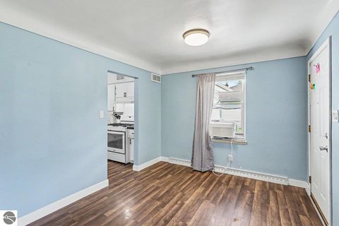 Tiny photo for 1109 Pacelli Street, Saginaw, MI 48638 (MLS # 1946621)