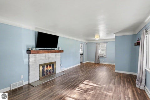 Tiny photo for 1109 Pacelli Street, Saginaw, MI 48638 (MLS # 1946621)
