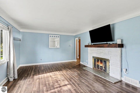 Tiny photo for 1109 Pacelli Street, Saginaw, MI 48638 (MLS # 1946621)