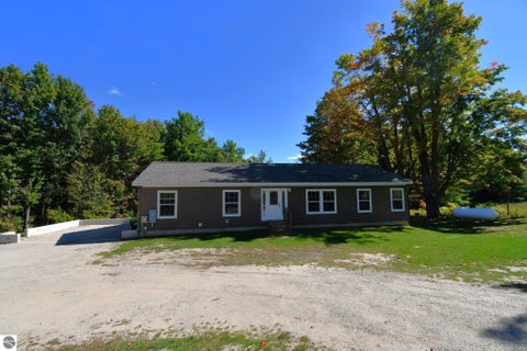 Tiny photo for 4012 Loeb Road, Charlevoix, MI 49720 (MLS # 1950953)