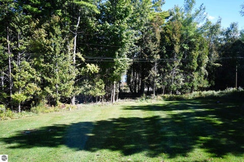 Tiny photo for 4012 Loeb Road, Charlevoix, MI 49720 (MLS # 1950953)