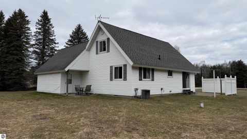 Tiny photo for 6455 N Geneva Road, Coleman, MI 48618 (MLS # 1943159)