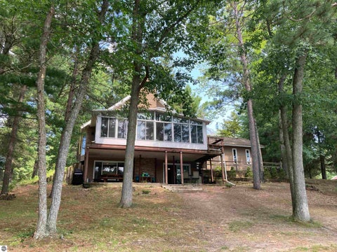 Tiny photo for 581 Abbott Road, Rose City, MI 48654 (MLS # 1948911)