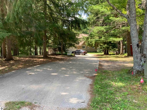 Tiny photo for 581 Abbott Road, Rose City, MI 48654 (MLS # 1948911)