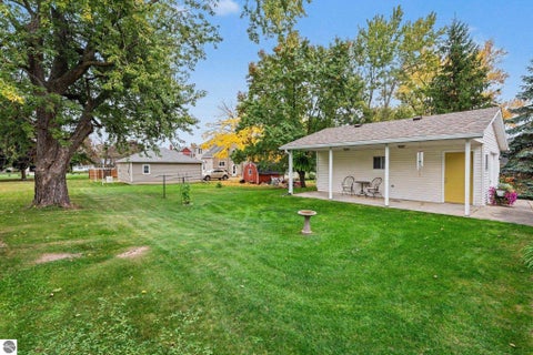Tiny photo for 528 N Main ST, Fowler, MI 48835 (MLS # 1951668)