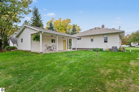 Tiny photo for 528 N Main ST, Fowler, MI 48835 (MLS # 1951668)