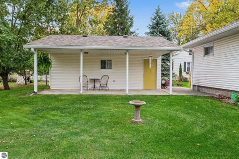 Tiny photo for 528 N Main ST, Fowler, MI 48835 (MLS # 1951668)