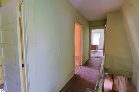 Tiny photo for 627 S Franklin Street, Mt Pleasant, MI 48858 (MLS # 1950130)