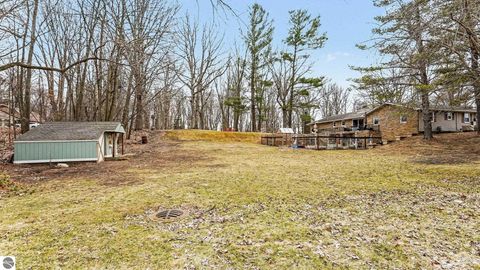 Tiny photo for 341 S Lincoln Road, Mt Pleasant, MI 48858 (MLS # 1943272)