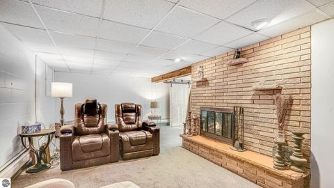 Tiny photo for 341 S Lincoln Road, Mt Pleasant, MI 48858 (MLS # 1943272)