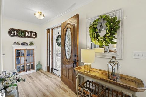 Tiny photo for 341 S Lincoln Road, Mt Pleasant, MI 48858 (MLS # 1943272)