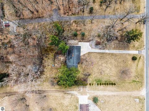 Tiny photo for 341 S Lincoln Road, Mt Pleasant, MI 48858 (MLS # 1943272)