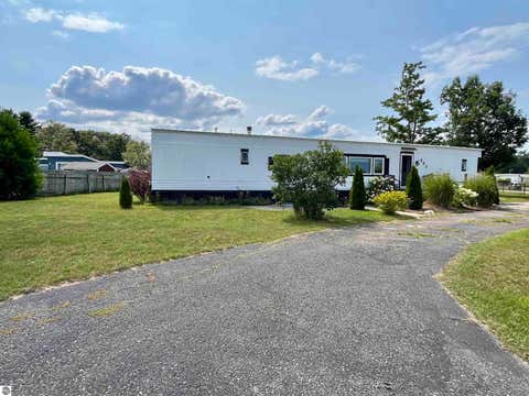 Tiny photo for 882 Crestwood Lane, Traverse City, MI 49686 (MLS # 1948607)