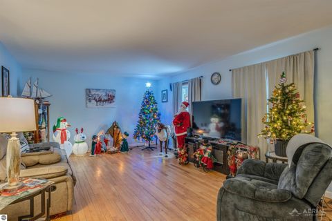 Tiny photo for 965 Grove Street, Tawas City, MI 48763 (MLS # 1941335)