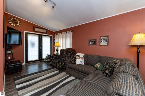 Tiny photo for 522 N 2nd Street, Shepherd, MI 48883 (MLS # 1948262)
