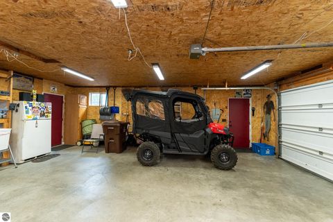 Tiny photo for 522 N 2nd Street, Shepherd, MI 48883 (MLS # 1948262)