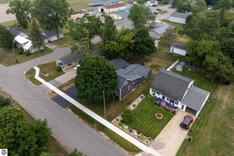 Tiny photo for 522 N 2nd Street, Shepherd, MI 48883 (MLS # 1948262)