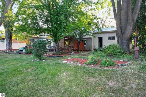 Tiny photo for 189 Westview Drive, Alma, MI 48801 (MLS # 1949532)