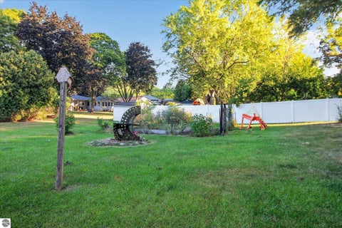 Tiny photo for 189 Westview Drive, Alma, MI 48801 (MLS # 1949532)