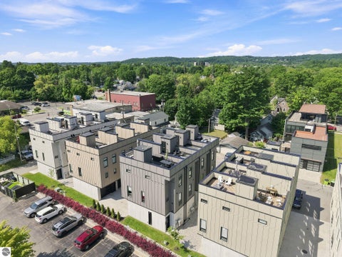 Tiny photo for 128 W Gillis Street #9, Traverse City, MI 49684 (MLS # 1948582)