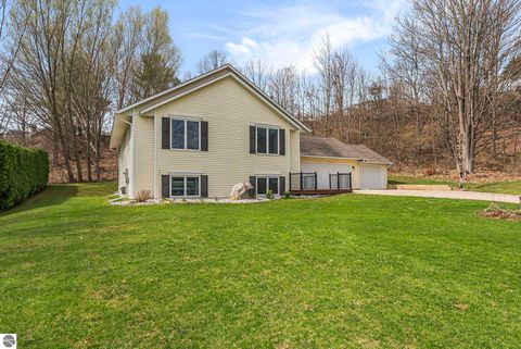 Tiny photo for 1163 Londolyn Terrace, Traverse City, MI 49686 (MLS # 1944469)