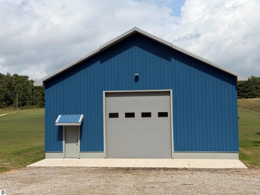 6469 DUTCHMAN BAY RD, EAST JORDAN, MI 49727 - Image cc97eaa4cd7d6ad727daffa8dd39c06a/1216141112