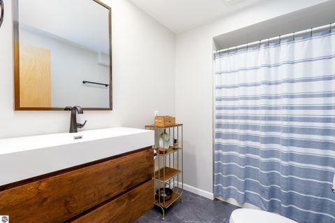 Tiny photo for 413415 Leelanau Ave, Frankfort, MI 49635 (MLS # 1942678)