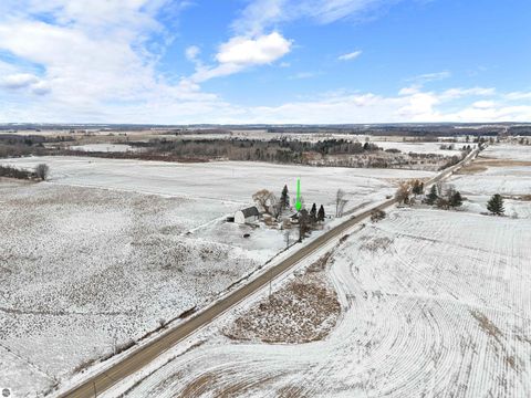 Tiny photo for 21239 5th Avenue, Marion, MI 49665 (MLS # 1942508)