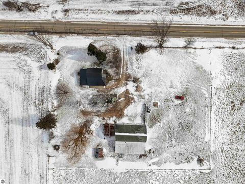 Tiny photo for 21239 5th Avenue, Marion, MI 49665 (MLS # 1942508)