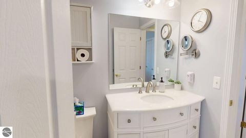 Tiny photo for 1667 E Gaylord Street, Mt Pleasant, MI 48858 (MLS # 1942898)