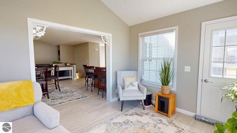 Tiny photo for 1667 E Gaylord Street, Mt Pleasant, MI 48858 (MLS # 1942898)