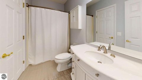 Tiny photo for 1667 E Gaylord Street, Mt Pleasant, MI 48858 (MLS # 1942898)