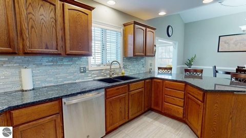 Tiny photo for 1667 E Gaylord Street, Mt Pleasant, MI 48858 (MLS # 1942898)