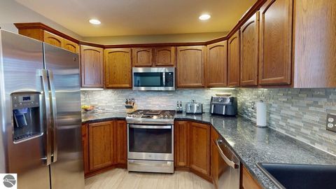 Tiny photo for 1667 E Gaylord Street, Mt Pleasant, MI 48858 (MLS # 1942898)