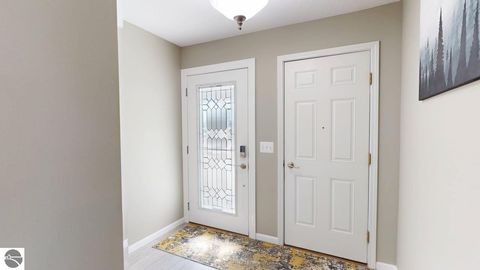 Tiny photo for 1667 E Gaylord Street, Mt Pleasant, MI 48858 (MLS # 1942898)