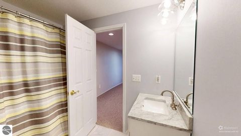 Tiny photo for 1667 E Gaylord Street, Mt Pleasant, MI 48858 (MLS # 1942898)