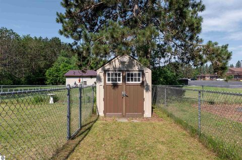Tiny photo for 425 Leeson Avenue, Cadillac, MI 49601 (MLS # 1947574)
